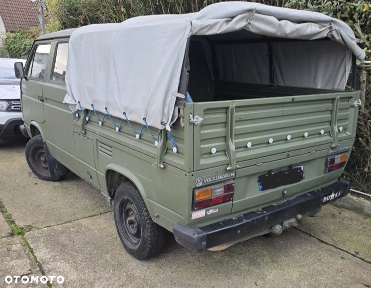 Volkswagen Transporter - 11