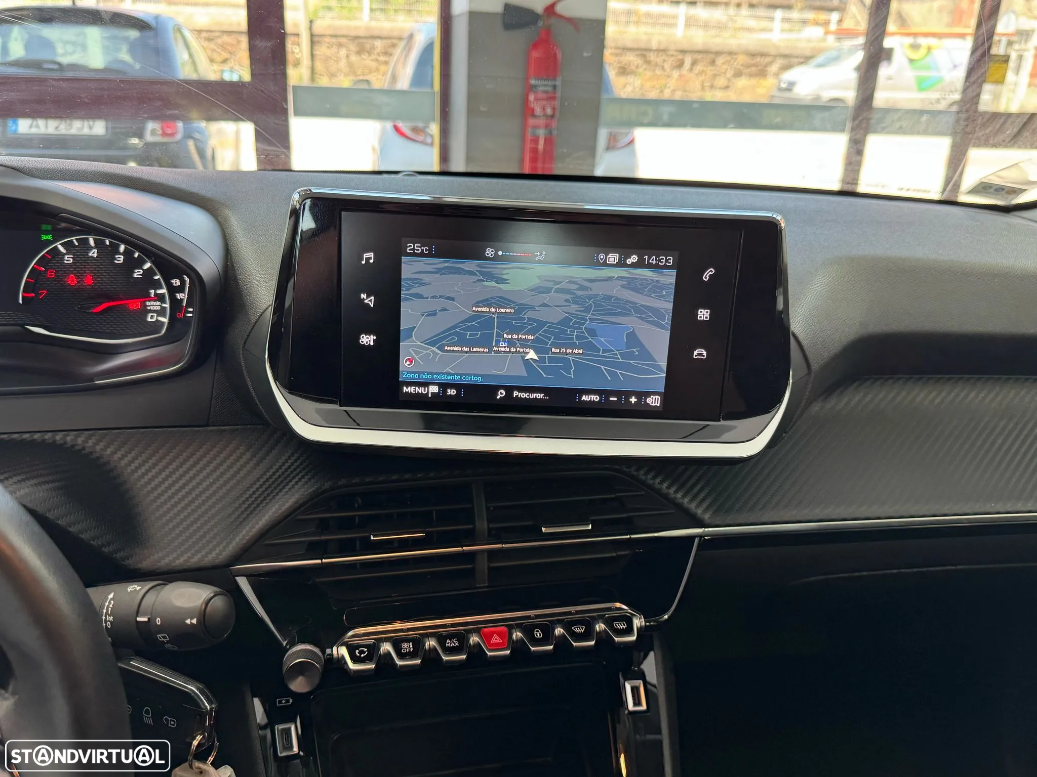Peugeot 208 1.2 PureTech Active Pack - 11