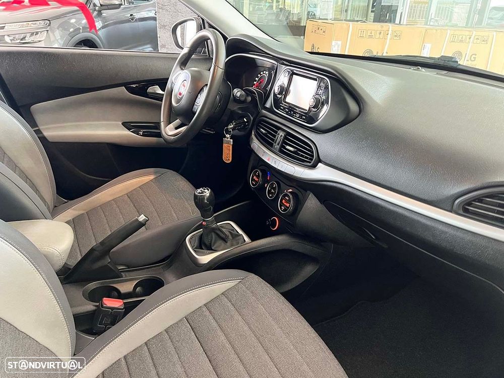 Fiat Tipo Sedan 1.3 MultiJet Lounge - 12