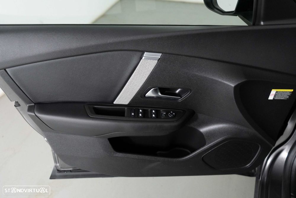 Citroën C4 X 1.2 PureTech Shine Pack EAT8 - 18