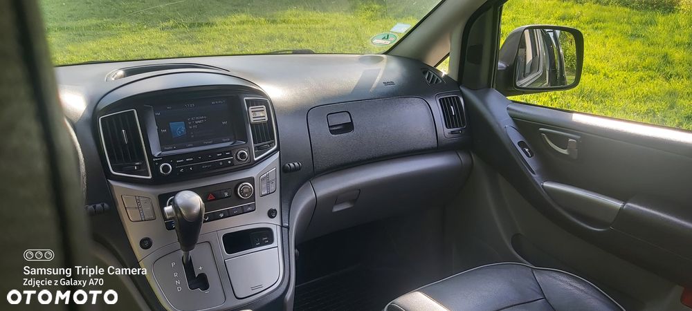 Hyundai H-1 Starex - 21