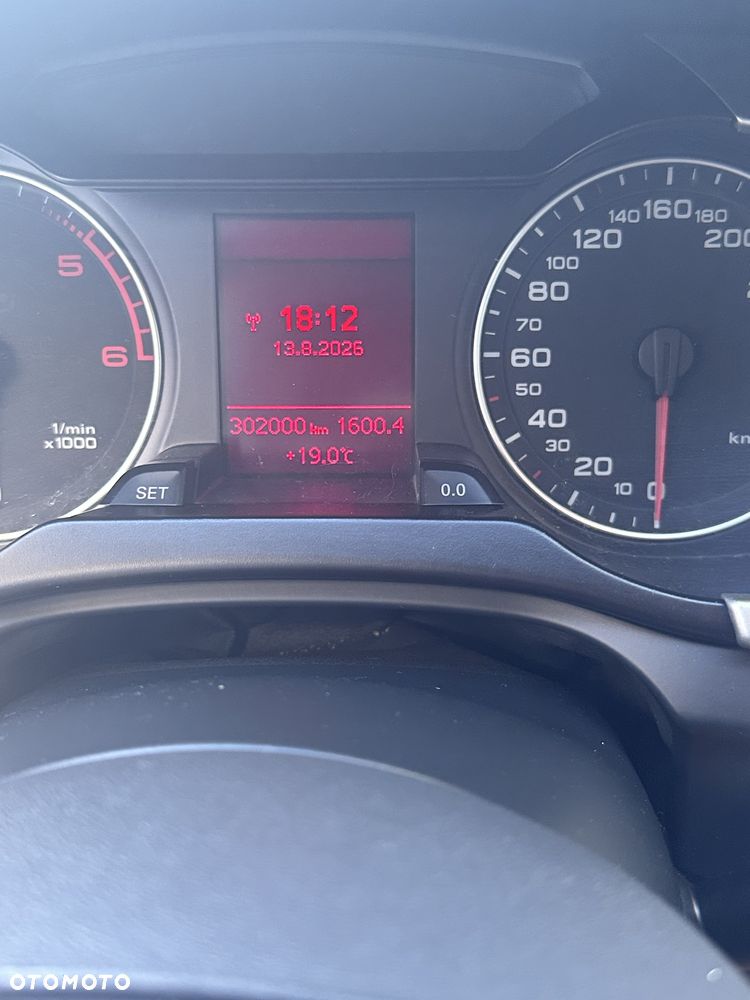 Audi A4 Limousine - 7