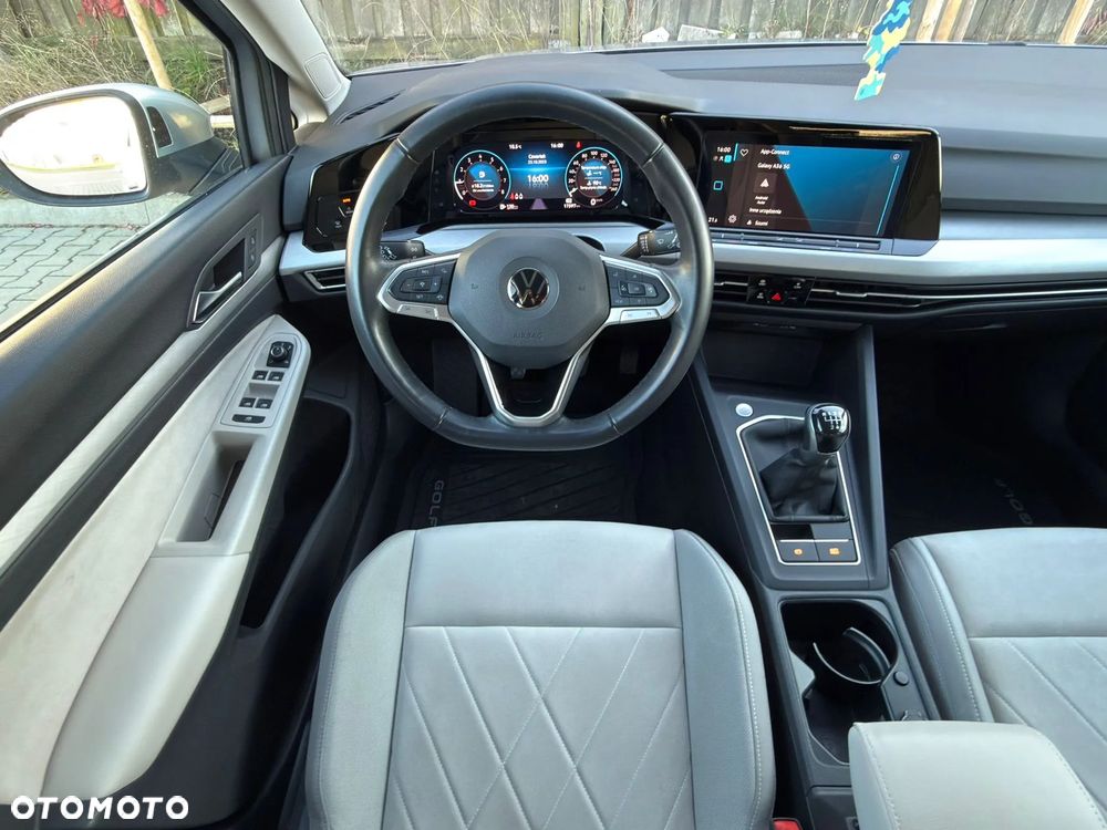 Volkswagen Golf 1.5 TSI EVO Style - 16