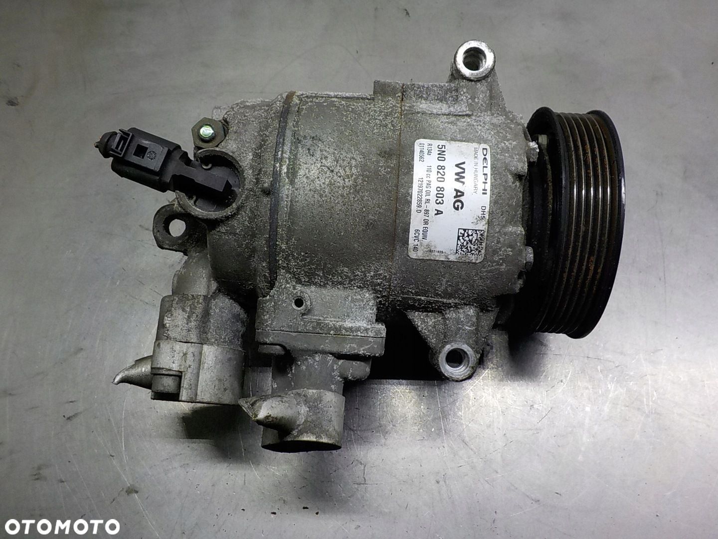 VOLKSWAGEN GOLF V 1.9 TDI SPRĘŻARKA POMPA KLIMATYZACJI 5N0820803A - 1