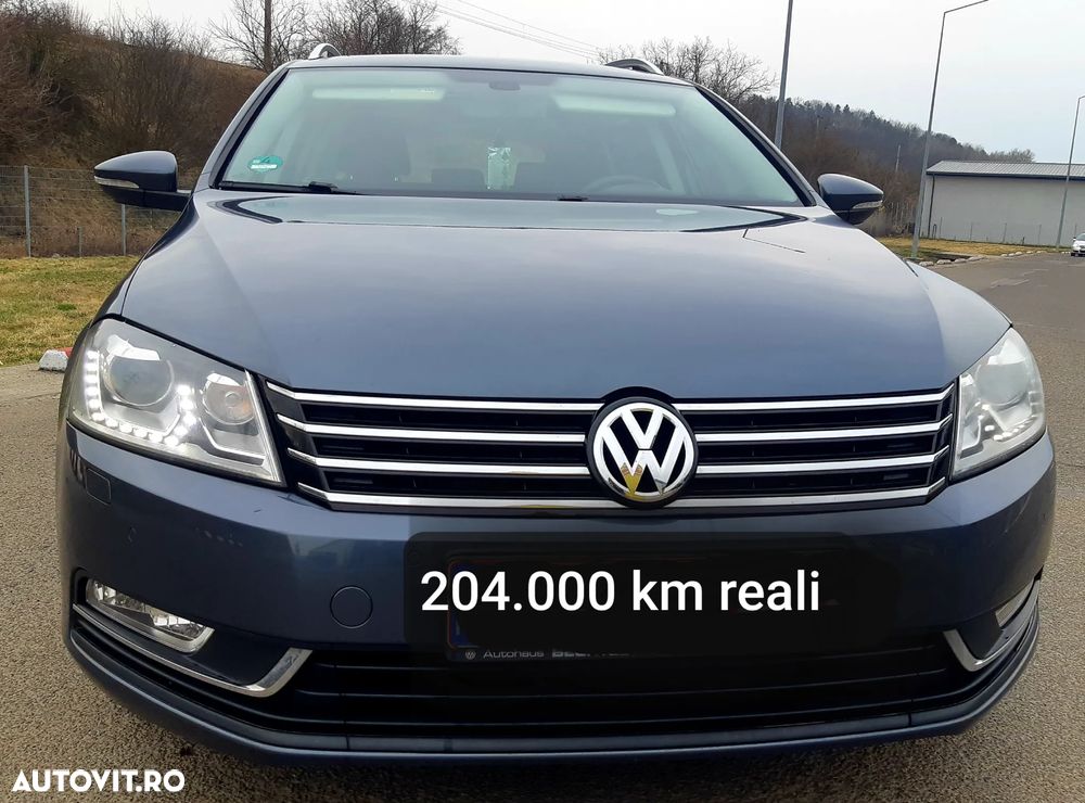 Volkswagen Passat 2.0 TDI BlueMotion Technology Exclusive - 5