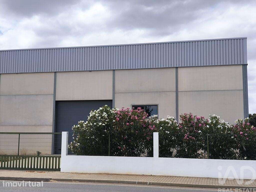 Hangar em Arcos de 1000,00 m2 - Grande imagem: 3/16