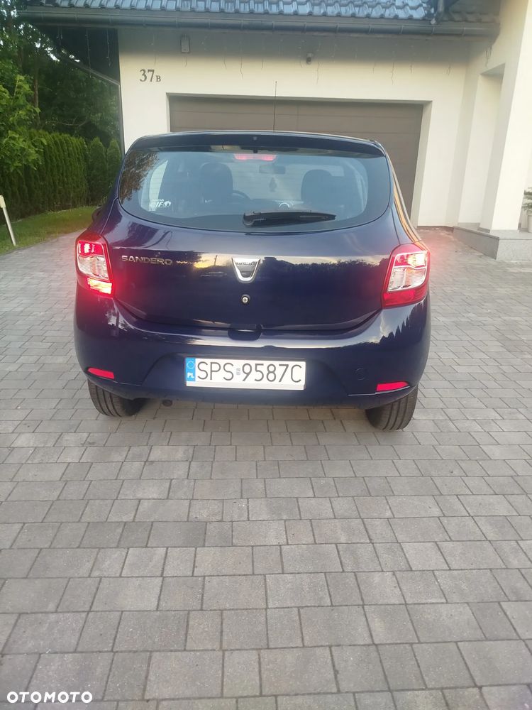 Dacia Sandero 1.2 16V 75 Laureate - 4