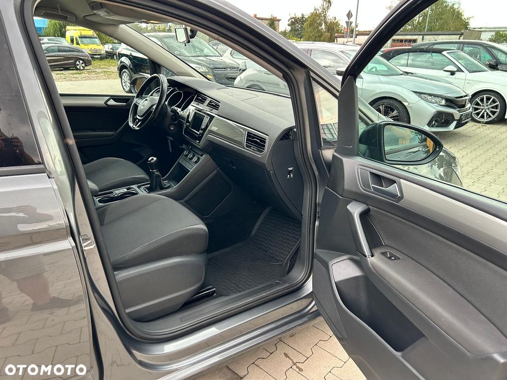 Volkswagen Touran 1.6 TDI BMT Trendline - 25