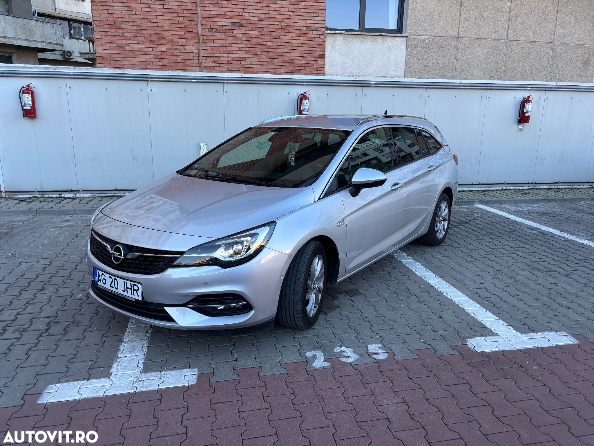 Opel Astra 1.5 D Start/Stop Sports Tourer Automatik Business Elegance - 1