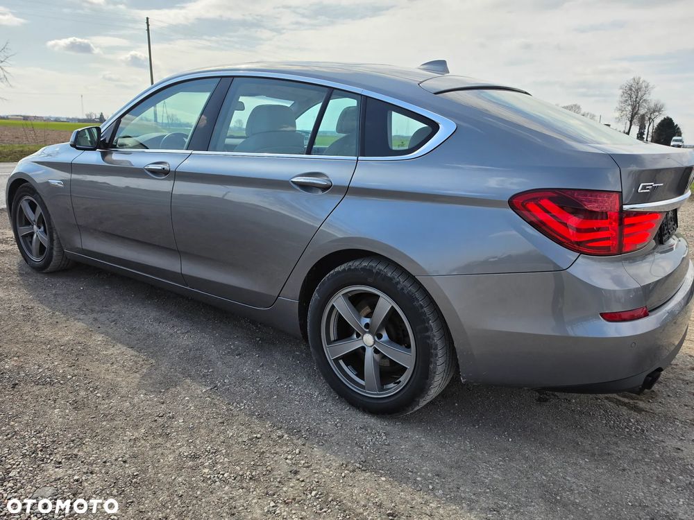 BMW 5GT 530d - 13