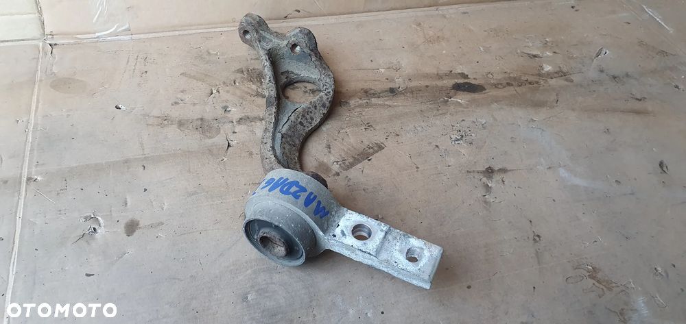 Wahacz lewy przód przedni Mazda 6 II - 6