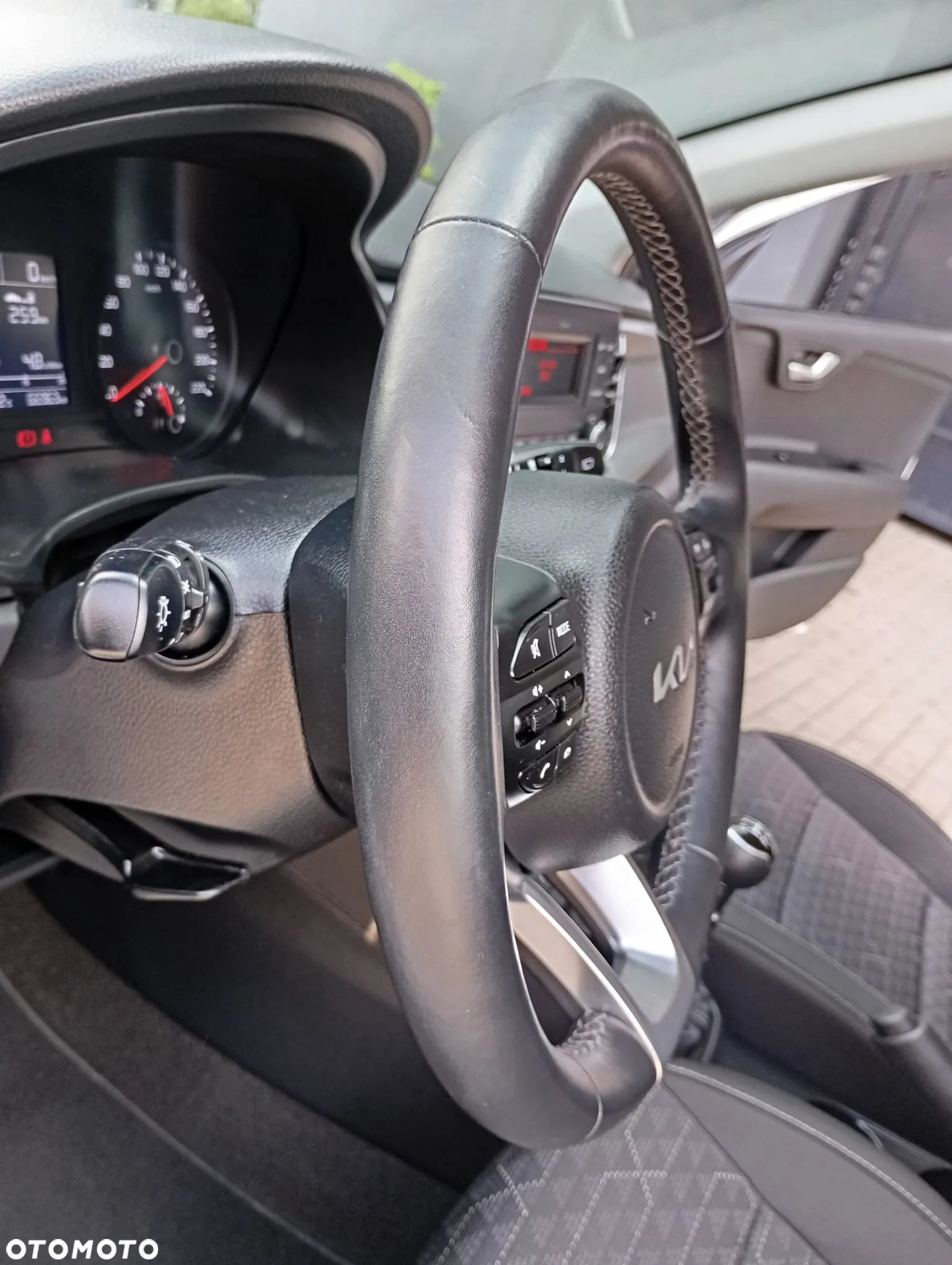 Kia Rio 1.2 L Business Line - 16