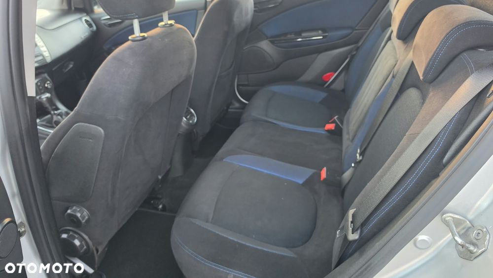 Fiat Bravo 1.9 Multijet 16V Sport - 9