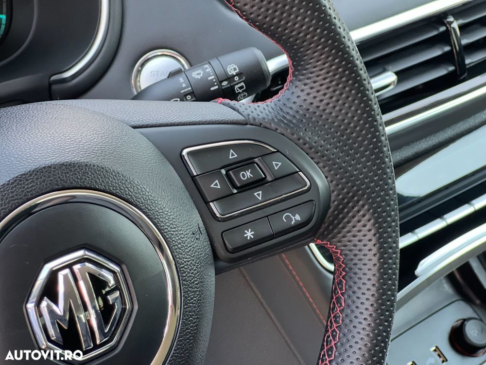 MG HS 1.5 T-GDi 7DCT Exclusive - 15