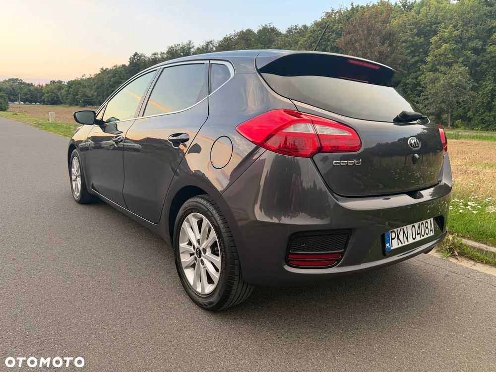 Kia Ceed 1.6 CRDi 136 DCT ISG GT Line - 2