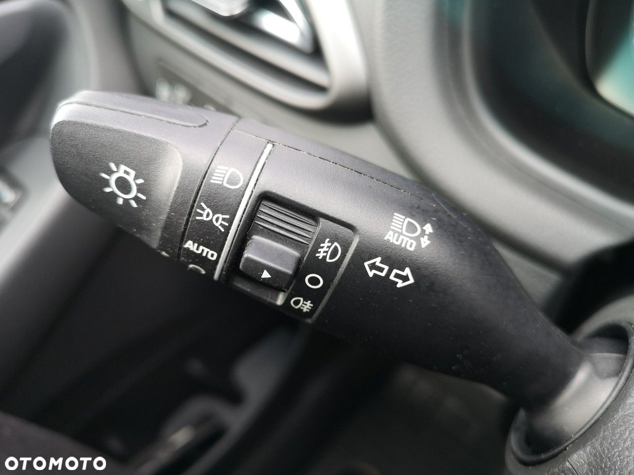 Hyundai i30 1.5 DPI Smart - 27