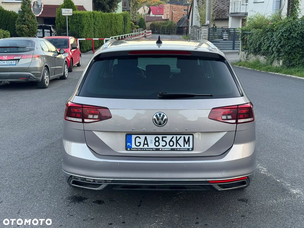 Volkswagen Passat 2.0 TSI Elegance DSG - 5