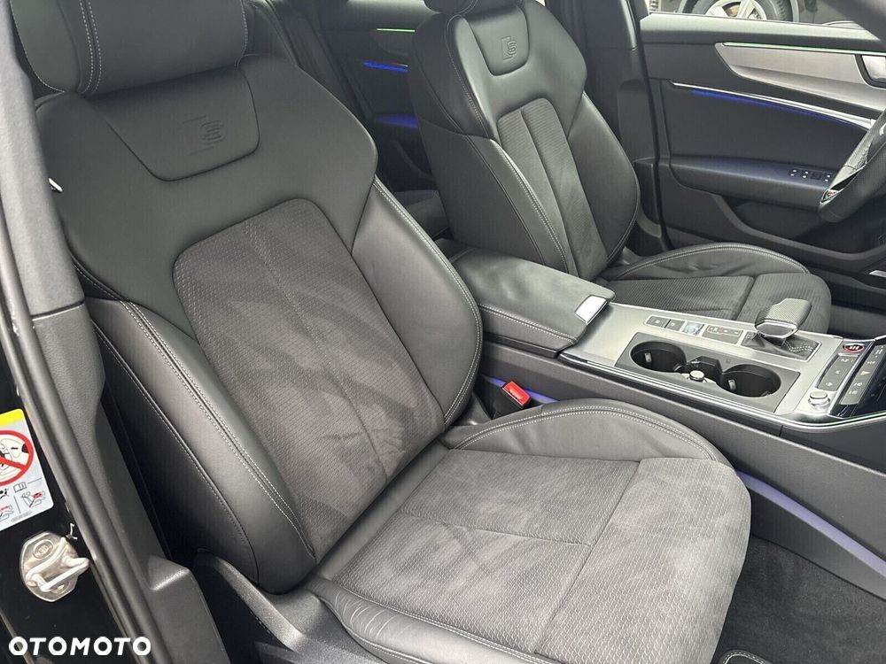 Audi S6 Avant - 35
