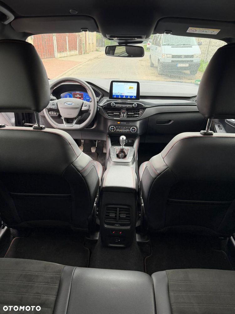 Ford Kuga 1.5 EcoBoost ST-LINE X - 17