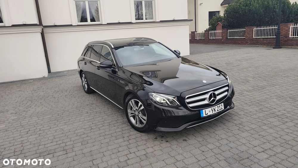 Mercedes-Benz Klasa E 220 d Business Edition 9G-TRONIC - 27