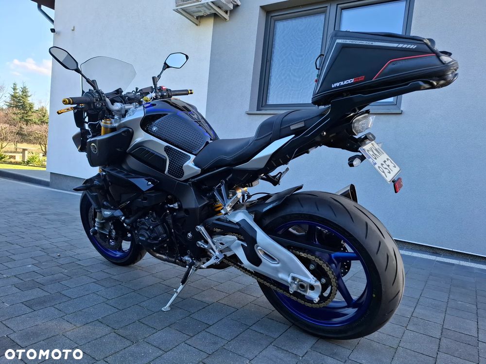 Yamaha MT - 6