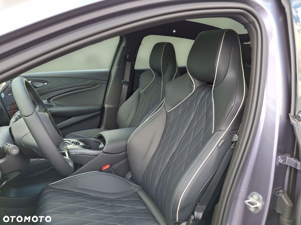 BYD Seal - 11