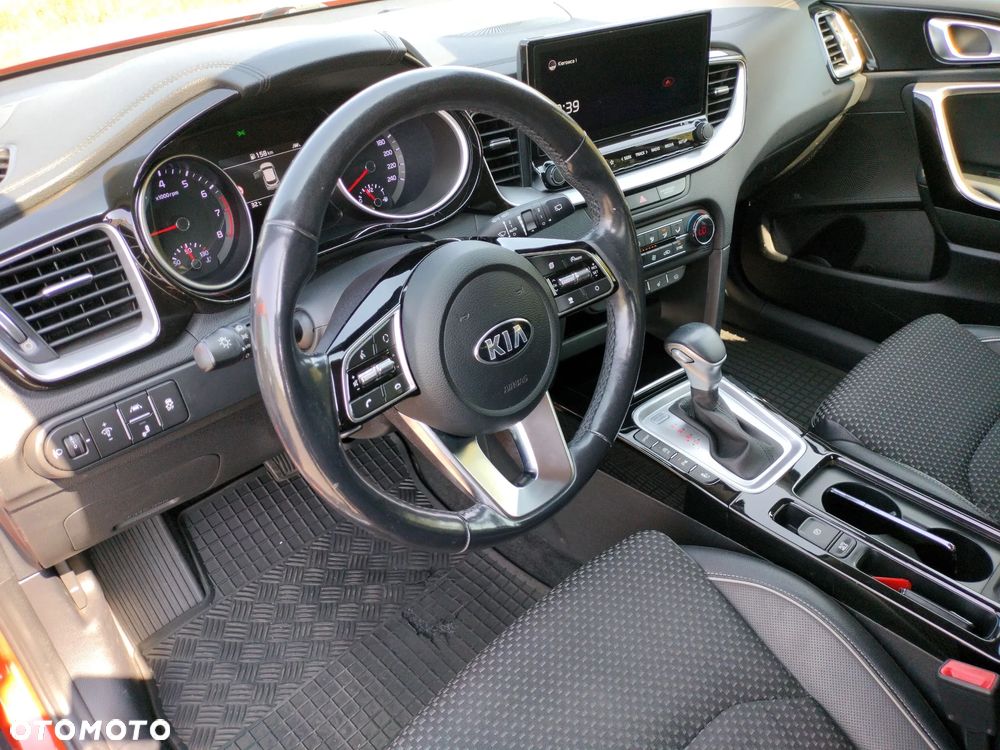 Kia XCeed 1.5 T-GDI L Business Line DCT - 11