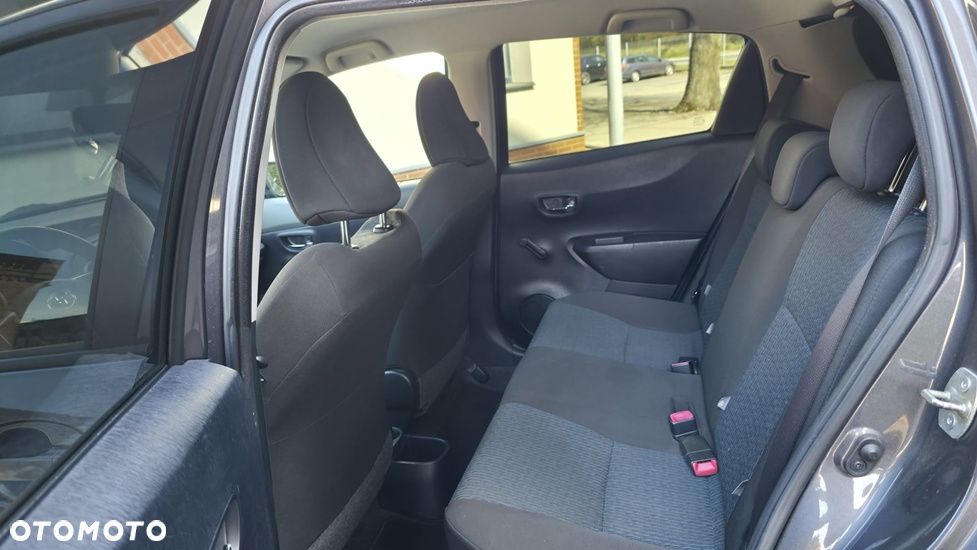 Toyota Yaris 1.33 Premium - 17