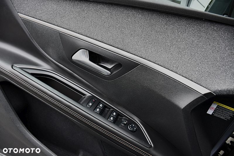 Peugeot 5008 2.0 HDi Allure 7os - 18