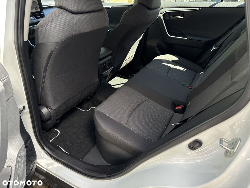 Toyota RAV4 - 12