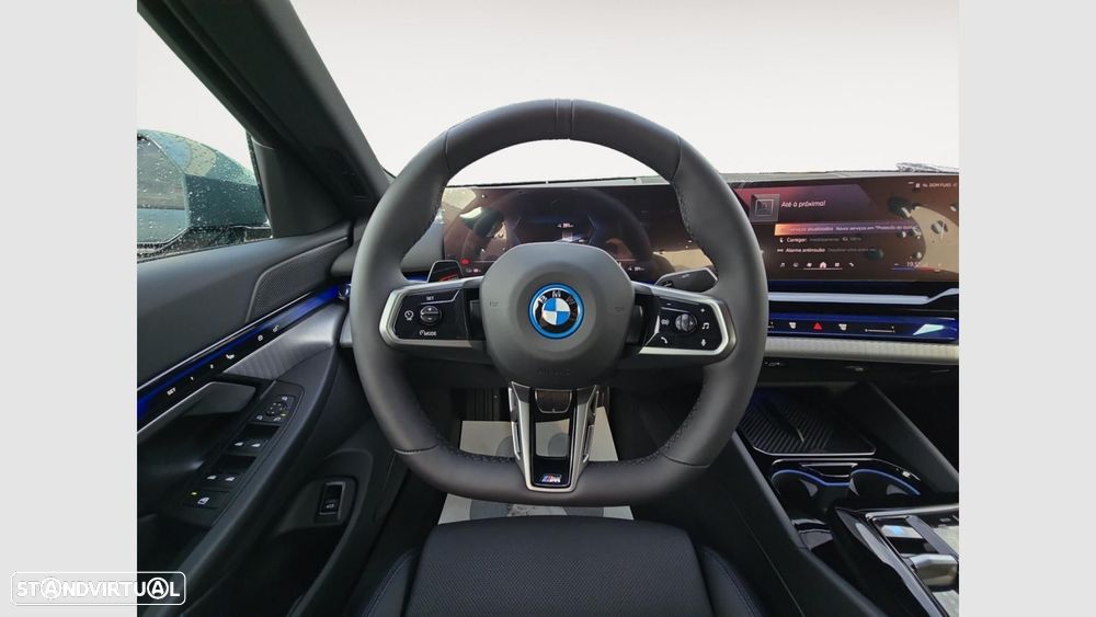 BMW i5 eDrive40 Pack Desportivo M - 13