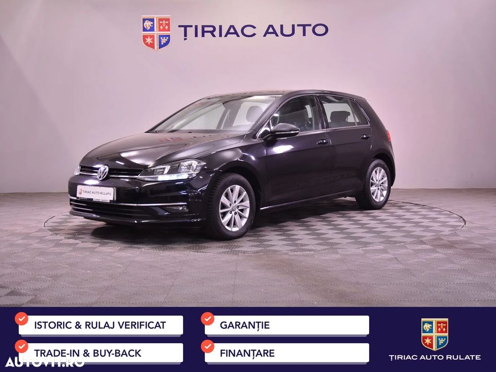 Volkswagen Golf - 1