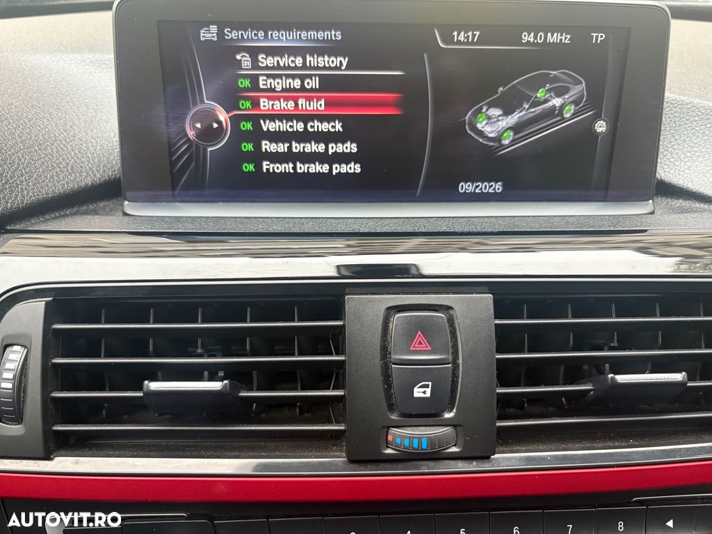 BMW Seria 3 320d xDrive - 17