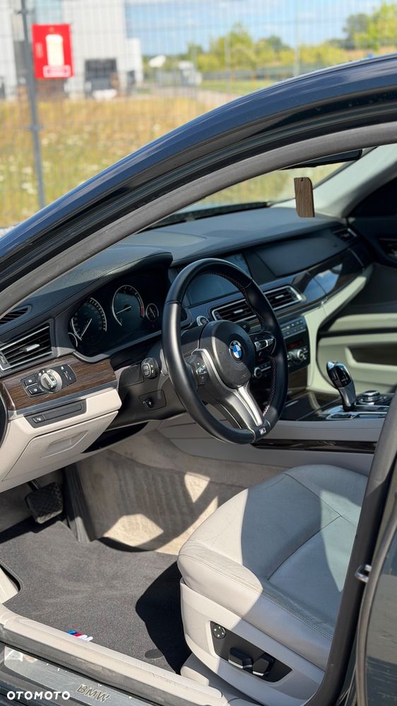 BMW Seria 7 730d - 10