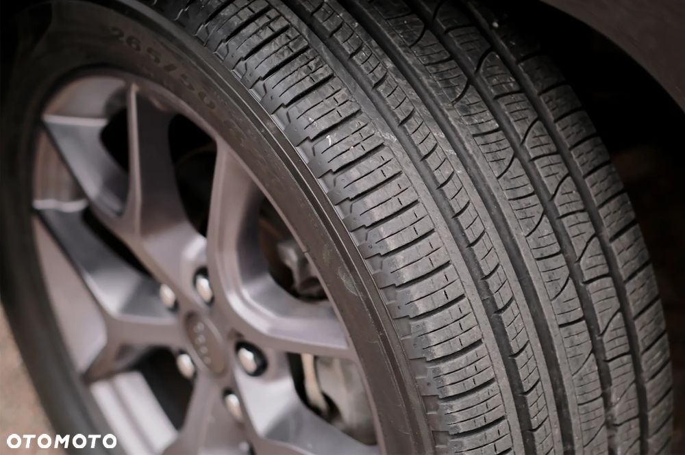 Jeep Grand Cherokee - 8