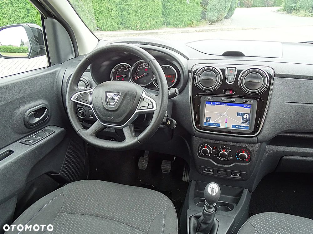 Dacia Lodgy 1.3 TCe Laureate S&S - 36
