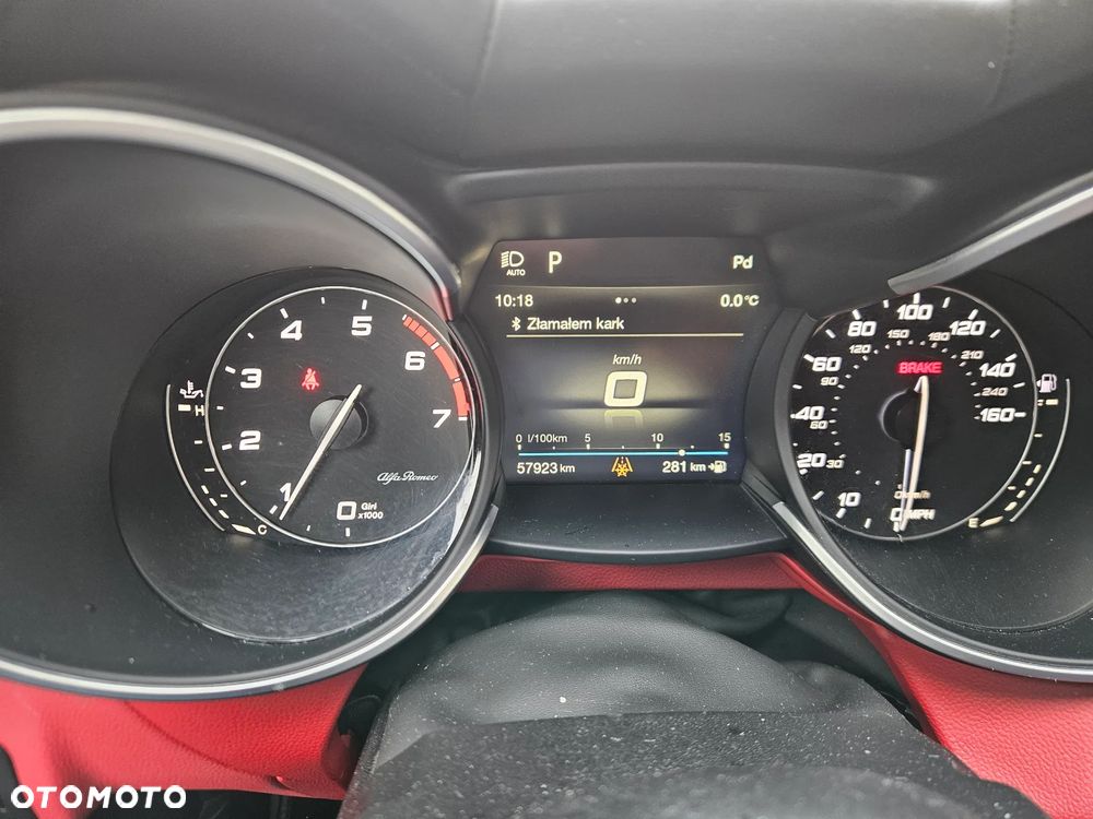 Alfa Romeo Stelvio 2.0 Turbo 16V AT8-Q4 Ti - 13