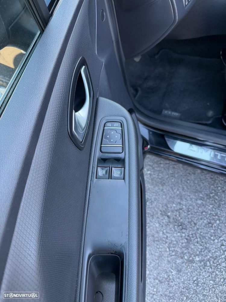 Renault Clio 1.5 dCi Limited - 17