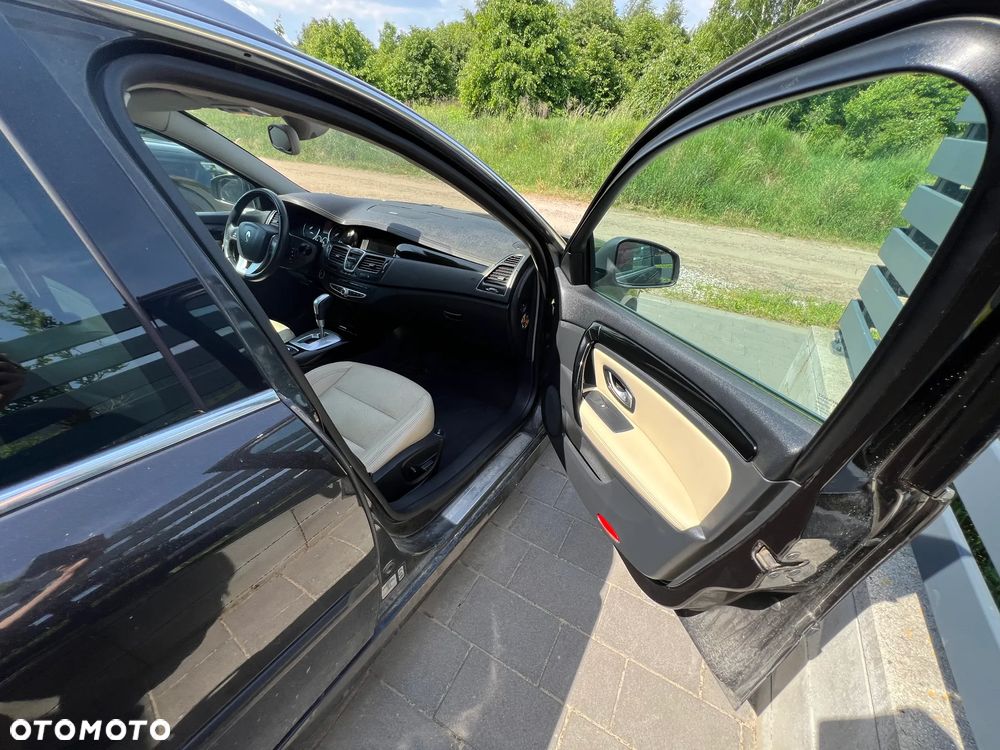 Renault Laguna 2.0 dCi Initiale - 7