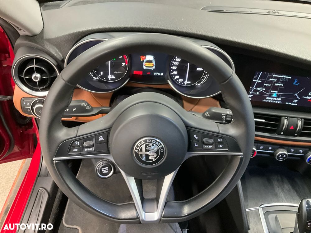 Alfa Romeo Giulia 2.0 Turbo RWD AT8 - 23