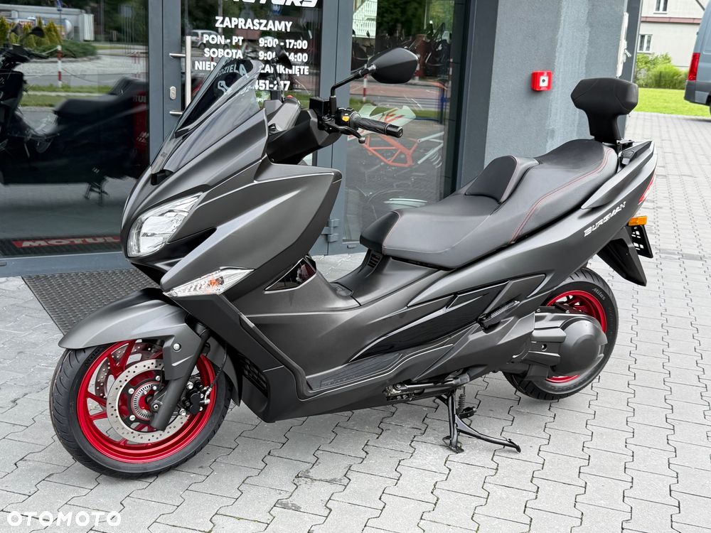Suzuki Burgman - 28