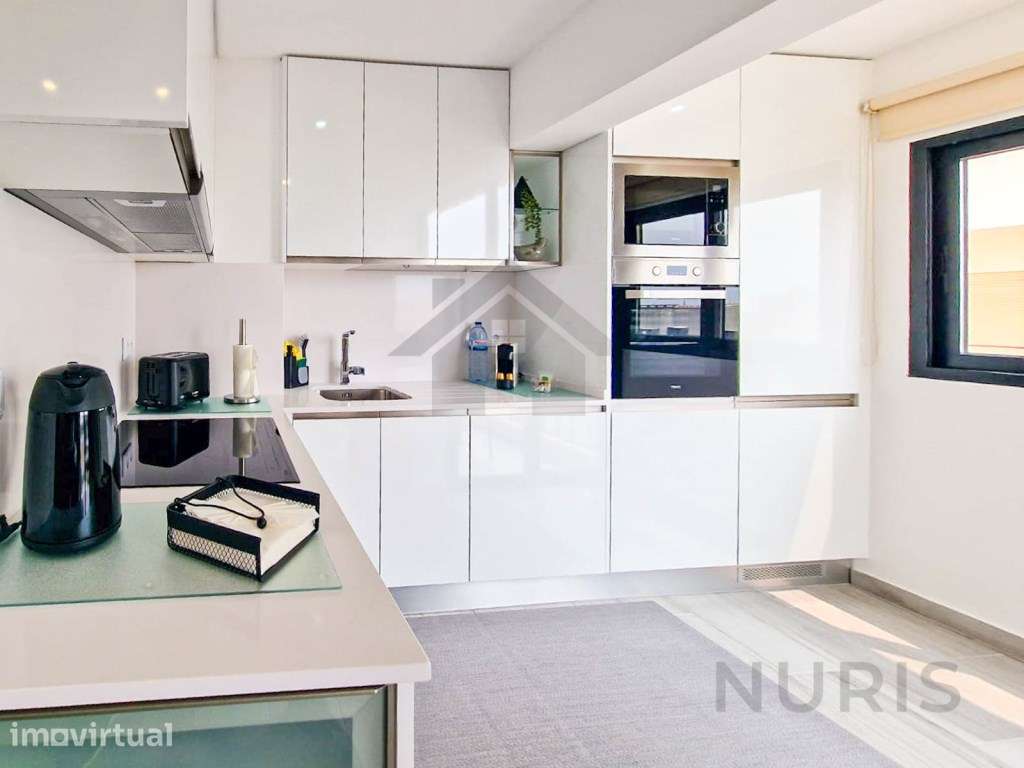 Apartamento T1 para Venda na Praia da Rocha - Portimão - Grande imagem: 4/18