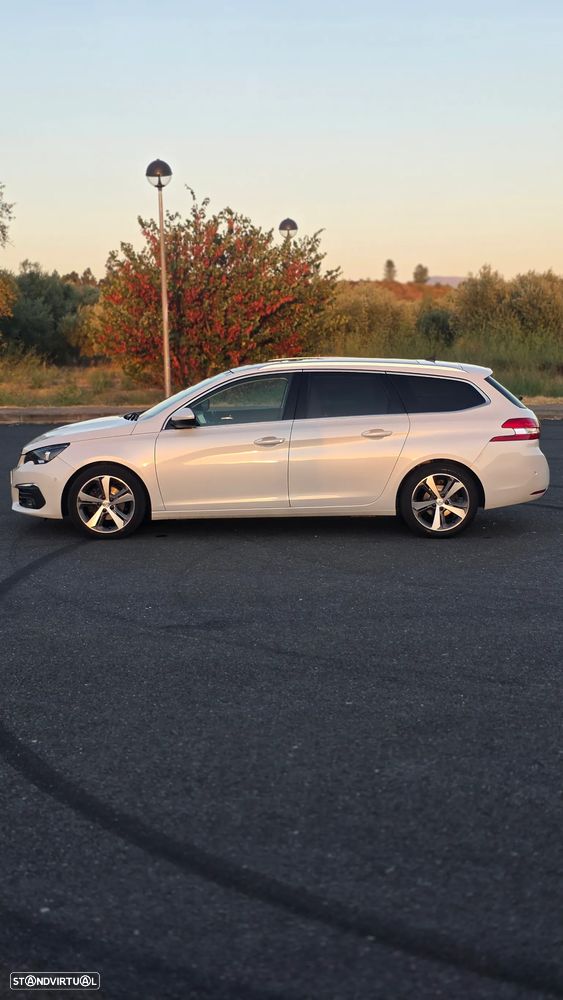 Peugeot 308 BlueHDi 130 Allure Pack - 4