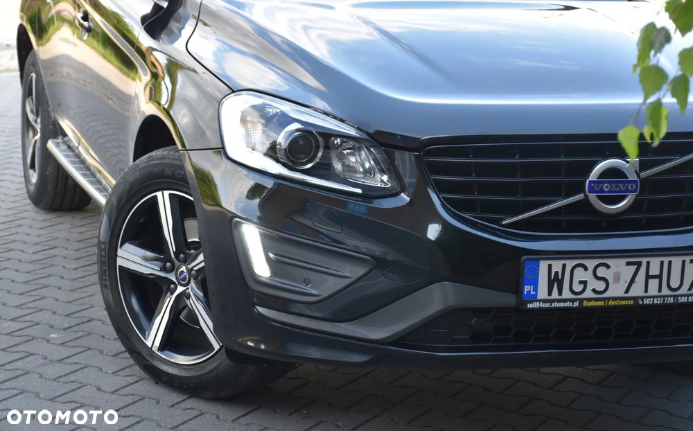 Volvo XC 60 D3 Drive-E R-Design Momentum - 33