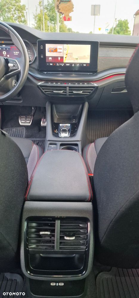 Skoda Octavia 2.0 TDI RS DSG - 30
