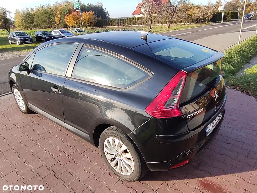 Citroën C4 Coupe 1.6 16V VTR - 9