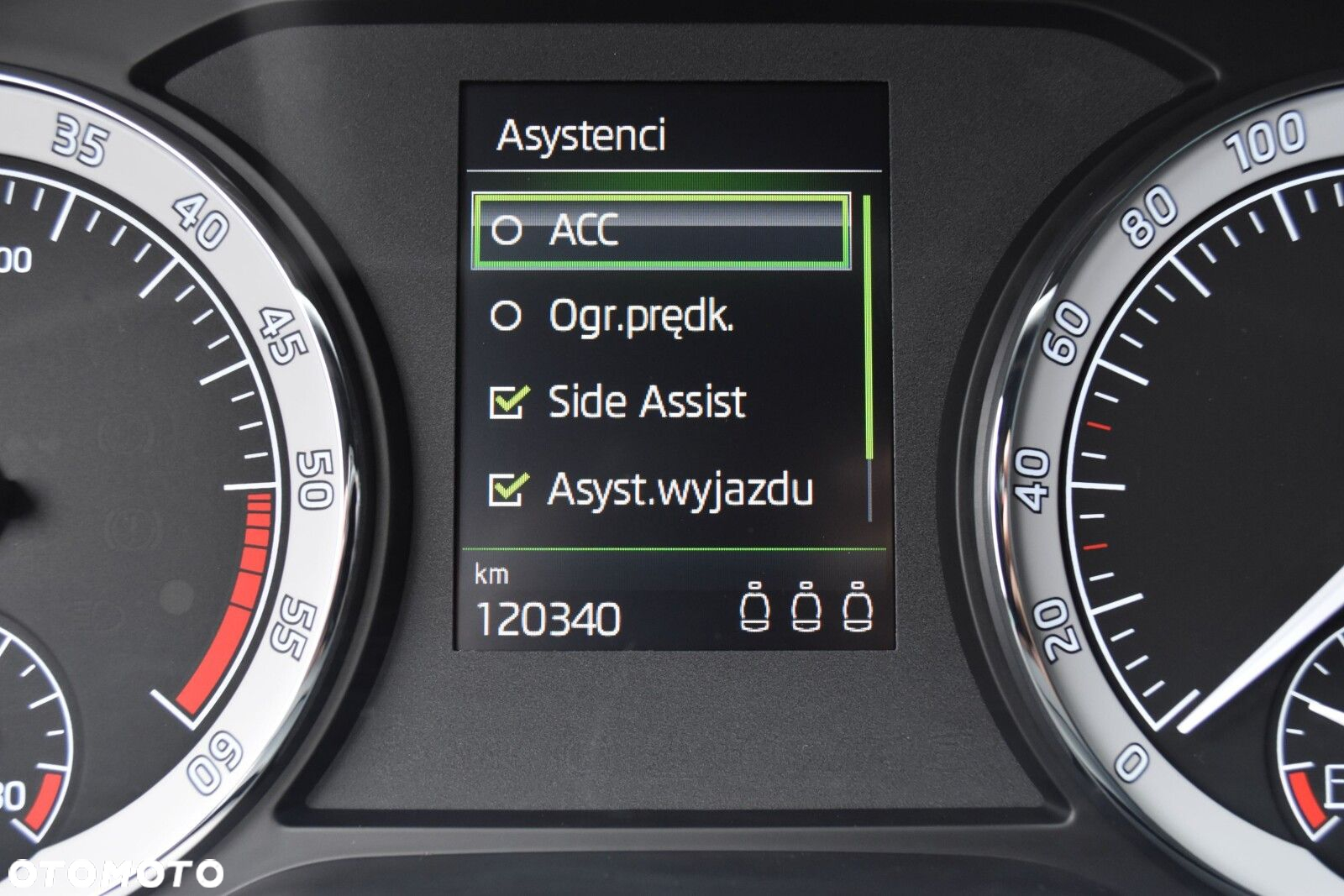 Skoda Karoq - 28