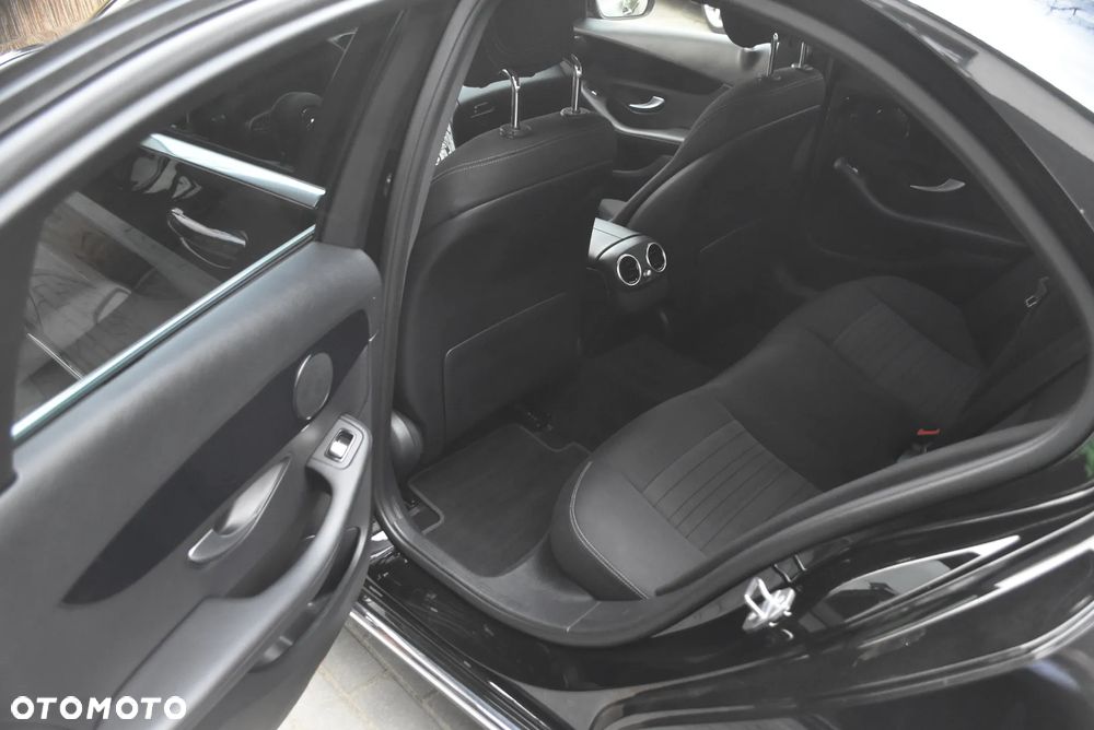 Mercedes-Benz Klasa C 180 Business Edition 9G-TRONIC - 23