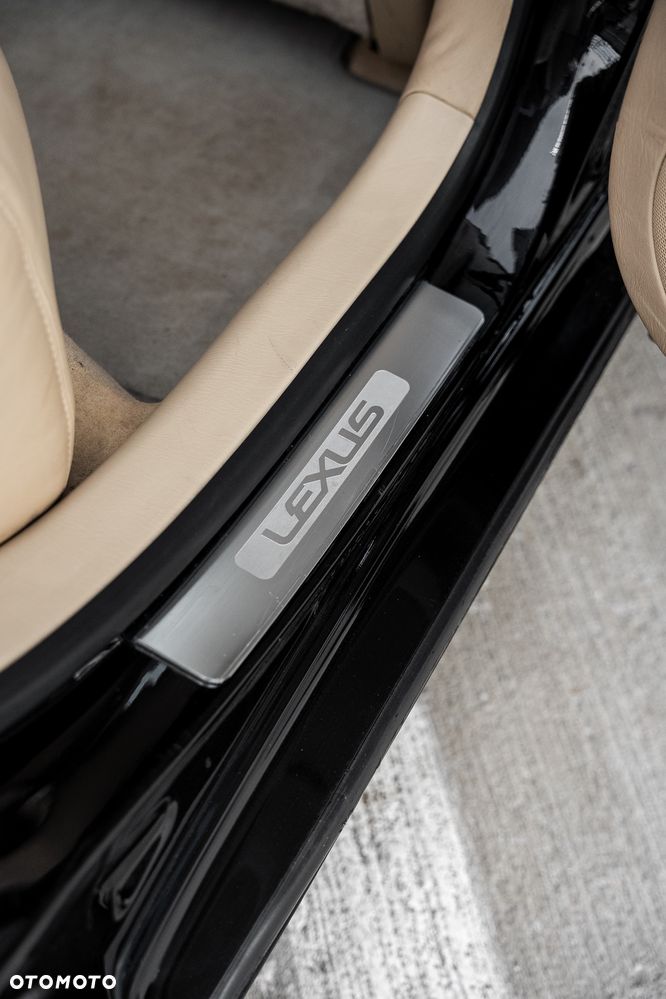 Lexus GS 450h Prestige + - 38