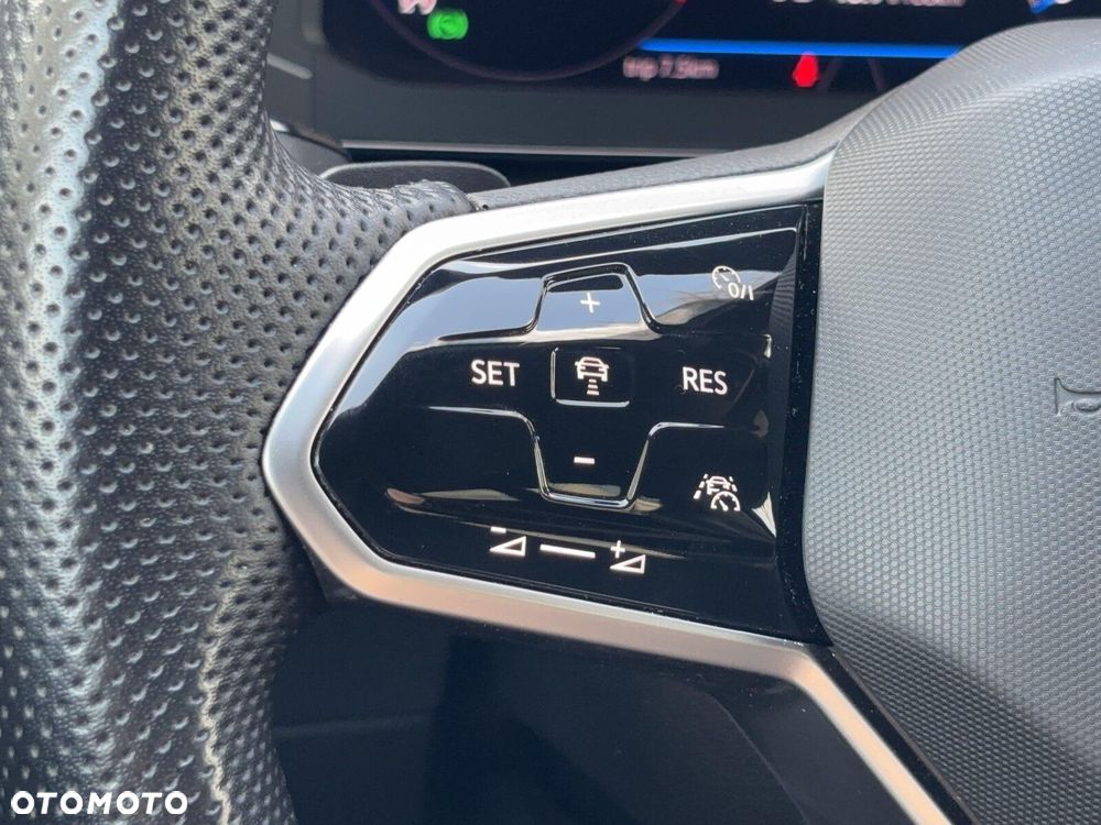 Volkswagen Arteon 2.0 TDI 4Motion R-Line DSG - 29